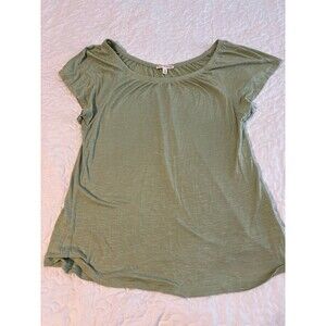 Zenana Outfitters olive green flowy top blouse size medium